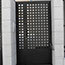 Puerta exterior perforada